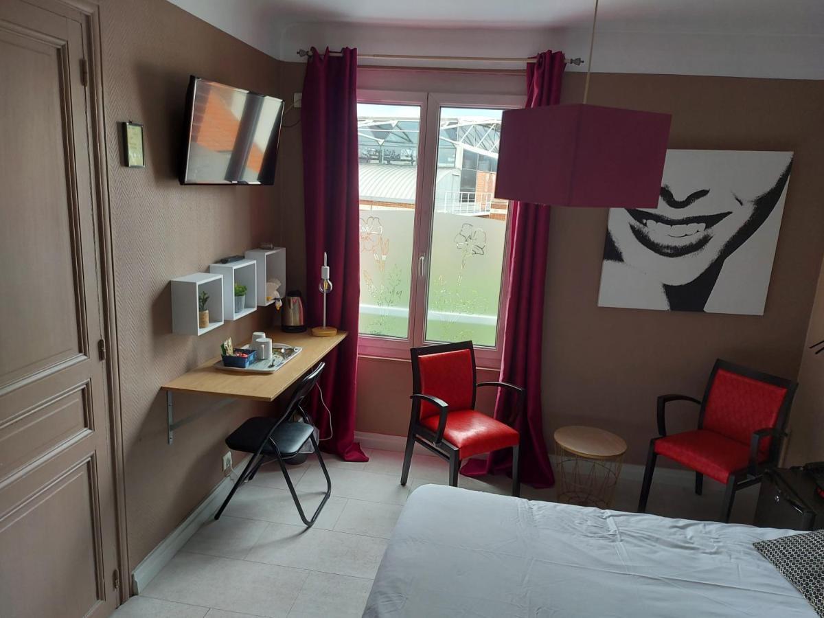 Hotel De La Paix Albert Zewnętrze zdjęcie